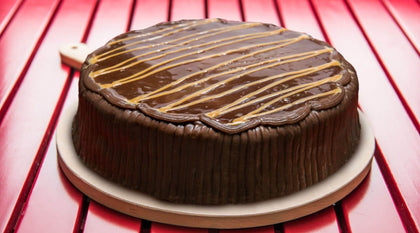 Birthday Cake for delivery in Dubai. Looshi's Cake shop is the best shop to order freshly baked birthday cakes. Milk chocolate cake large size 