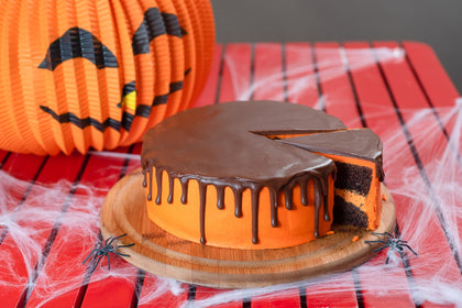 Halloween Desserts for delivery in Dubai. The spookiest cakes, cupcakes and biscuits that are perfect for Halloween! Best Halloween dessert selection, ranging from