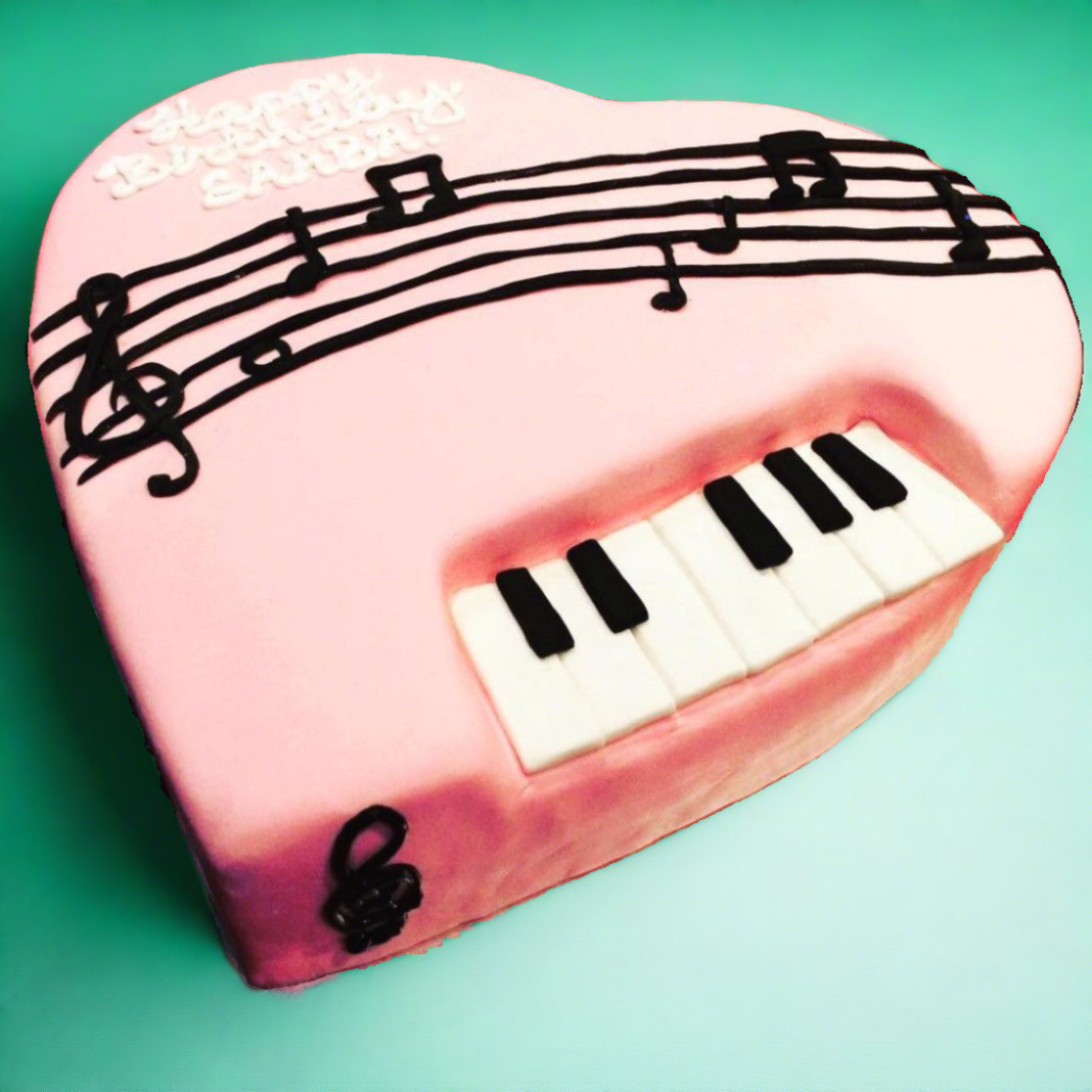 Piano heart shaped fondant cake